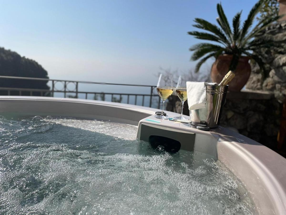 Villa De Rosa Positano Bagian luar foto