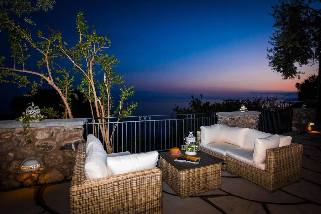 Villa De Rosa Positano Bagian luar foto