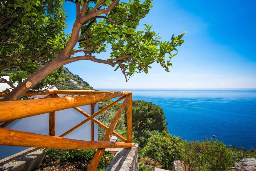 Villa De Rosa Positano Bagian luar foto