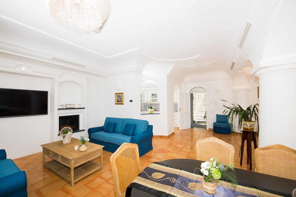 Villa De Rosa Positano Bagian luar foto